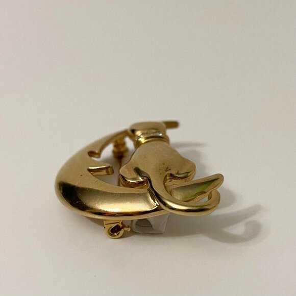 Vintage Cat Brooch Pin Sitting on Crescent Moon - Picture 14 of 16